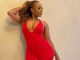 Unathi gushes over herself with unclad snaps